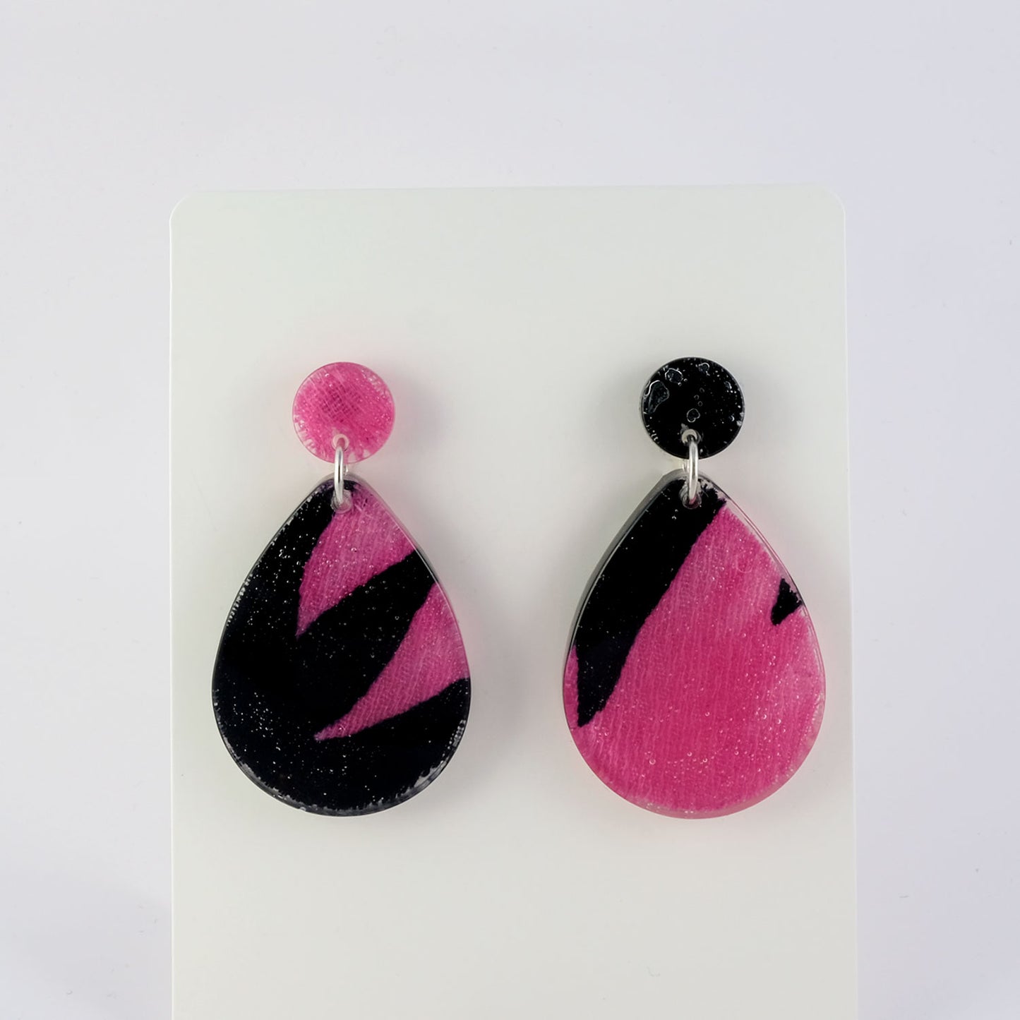 Earrings | 60s Tiki Fabric, Pink & Black | Medium Teardrop Posts